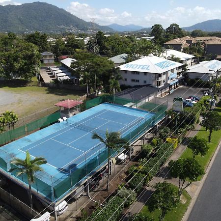 Cairns Reef Apartments & Motel Exterior photo