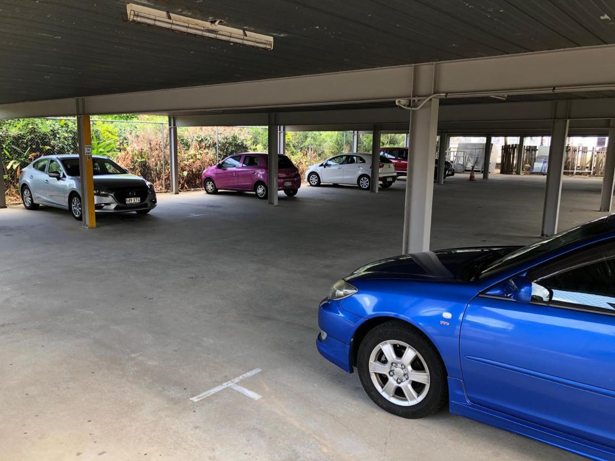 Cairns Reef Apartments & Motel Exterior photo